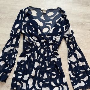 Vertigo Paris, women’s top size medium